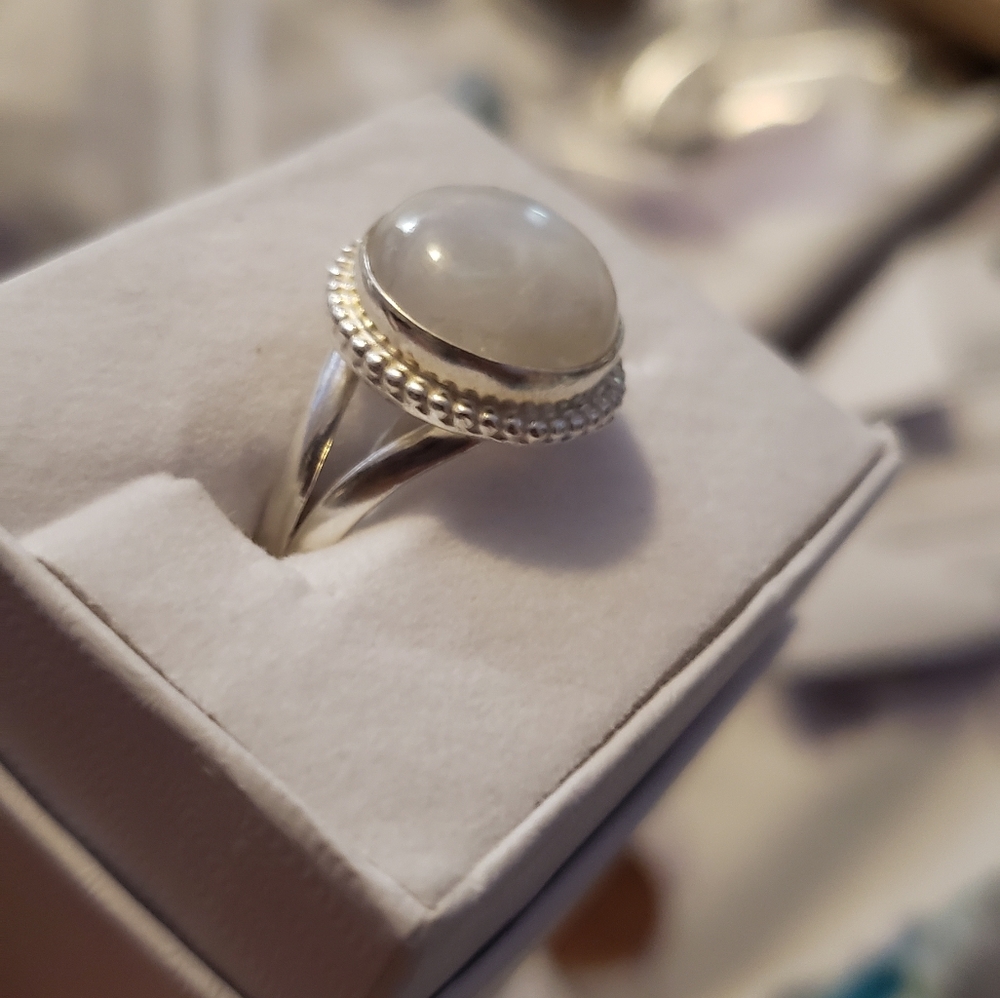Moonstone sterling silver ring size 7